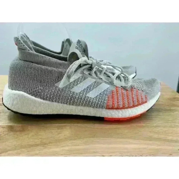 NWT Adidas PulseBoost HD Running Sneakers Ws Sz 8 Gray & Coral Athletic Training - Picture 1 of 7